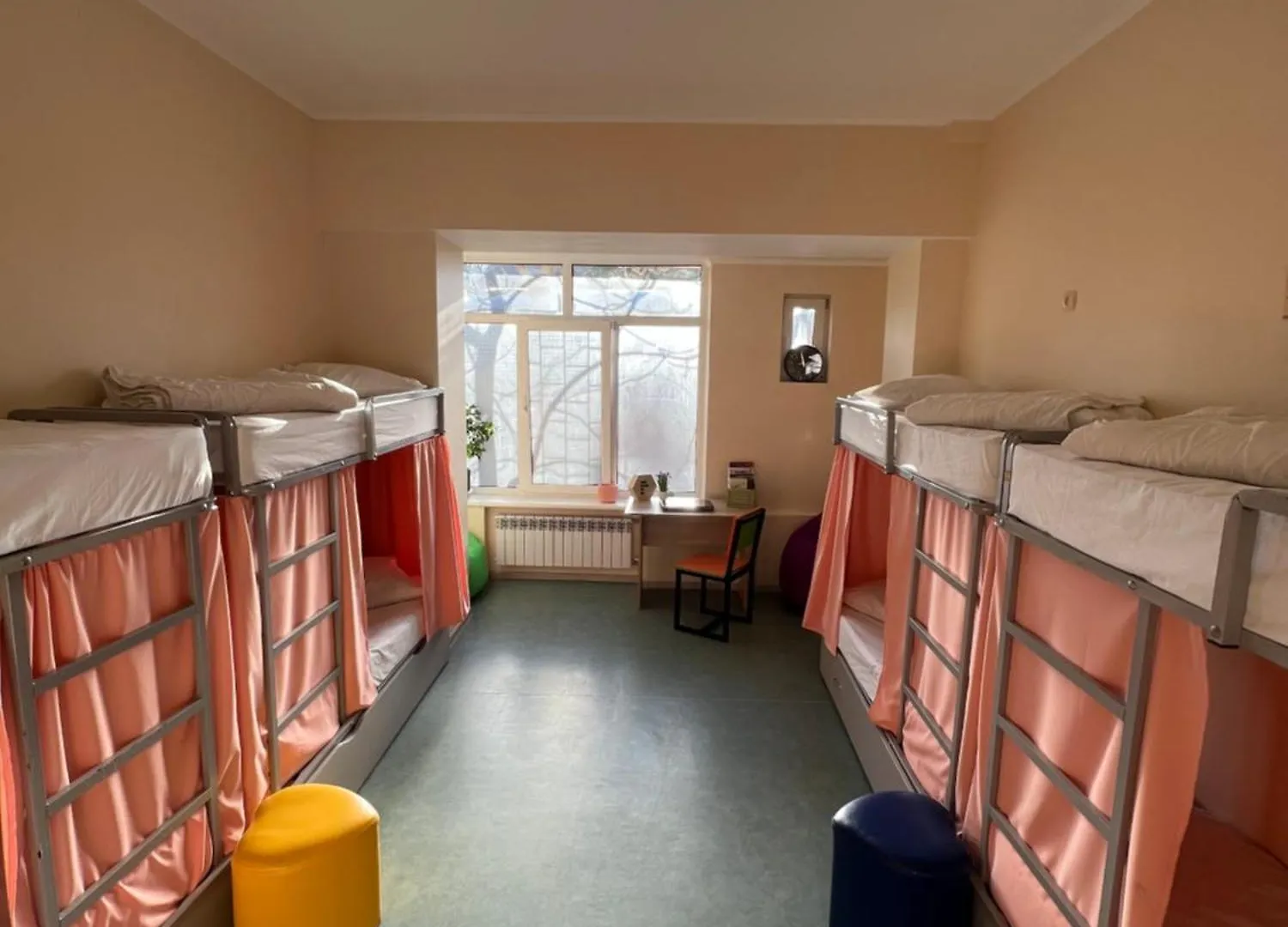 Demeevsky Hostel Kijów